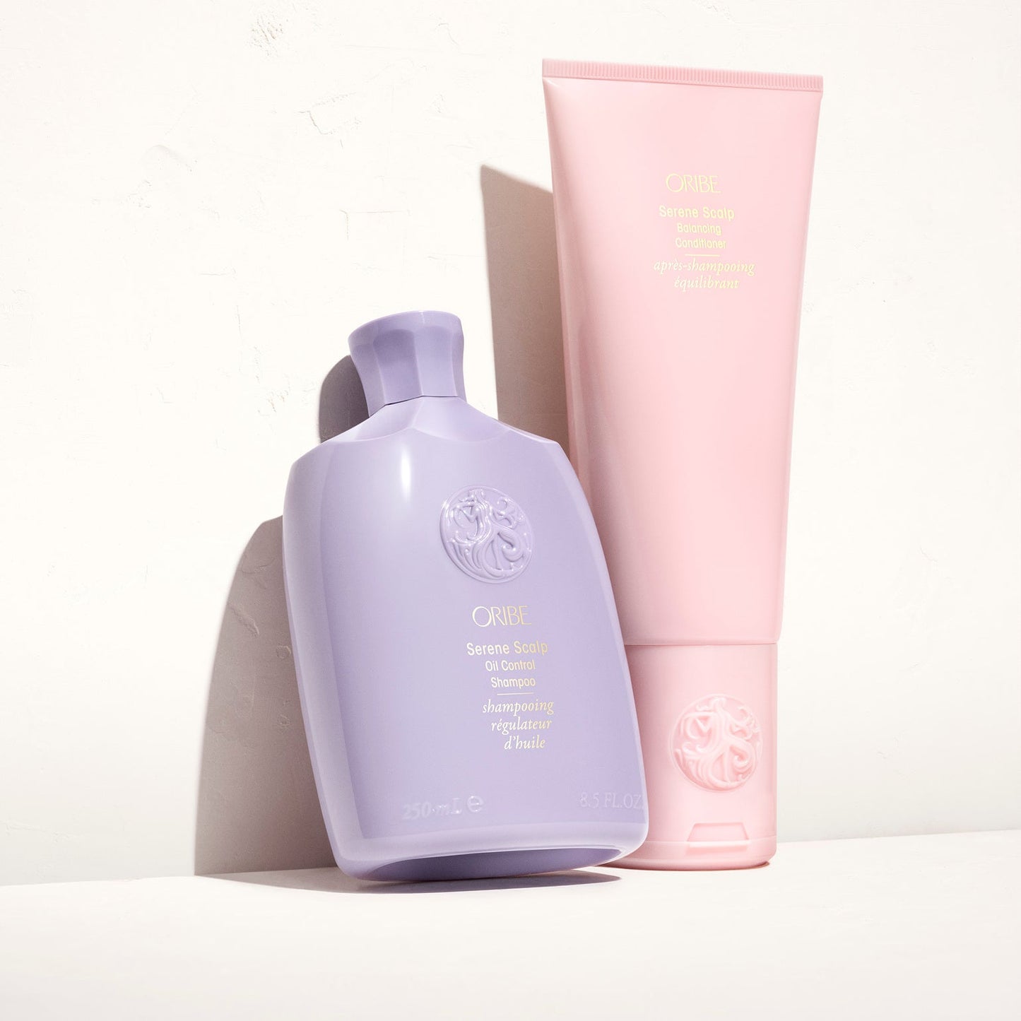 Oribe Serene Scalp Oil Control Shampoo - 250 ml must-hair