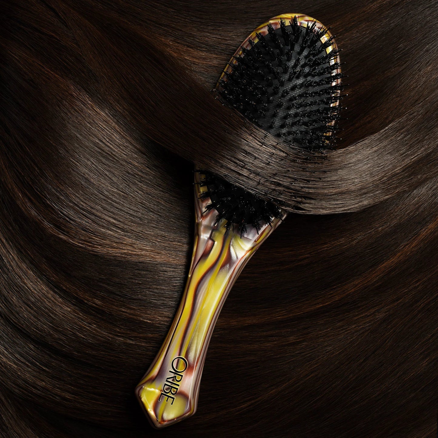 Oribe Italian Resin Flat Brush must-hair